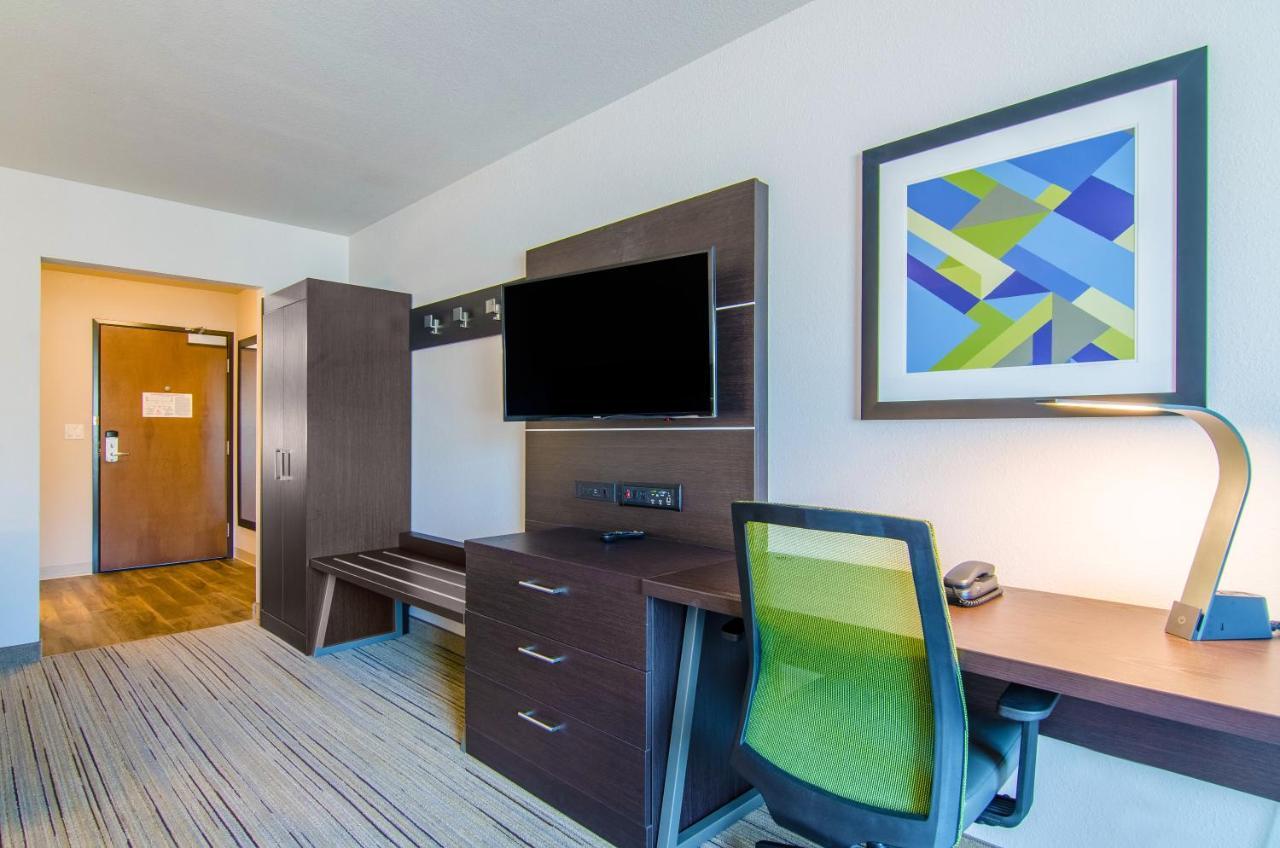 Holiday Inn Express & Suites - Atchison By Ihg Ngoại thất bức ảnh