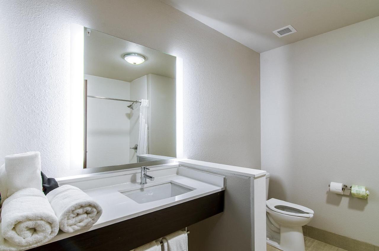 Holiday Inn Express & Suites - Atchison By Ihg Ngoại thất bức ảnh