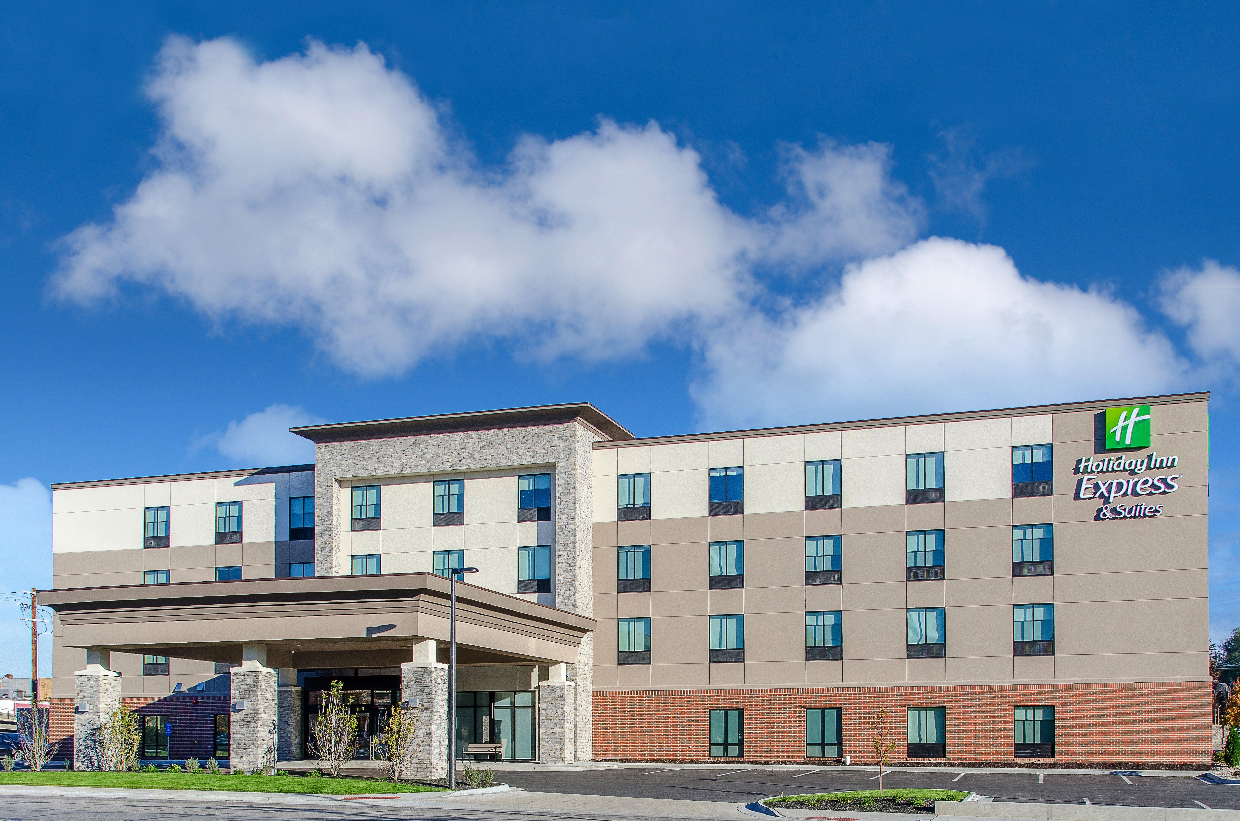 Holiday Inn Express & Suites - Atchison By Ihg Ngoại thất bức ảnh