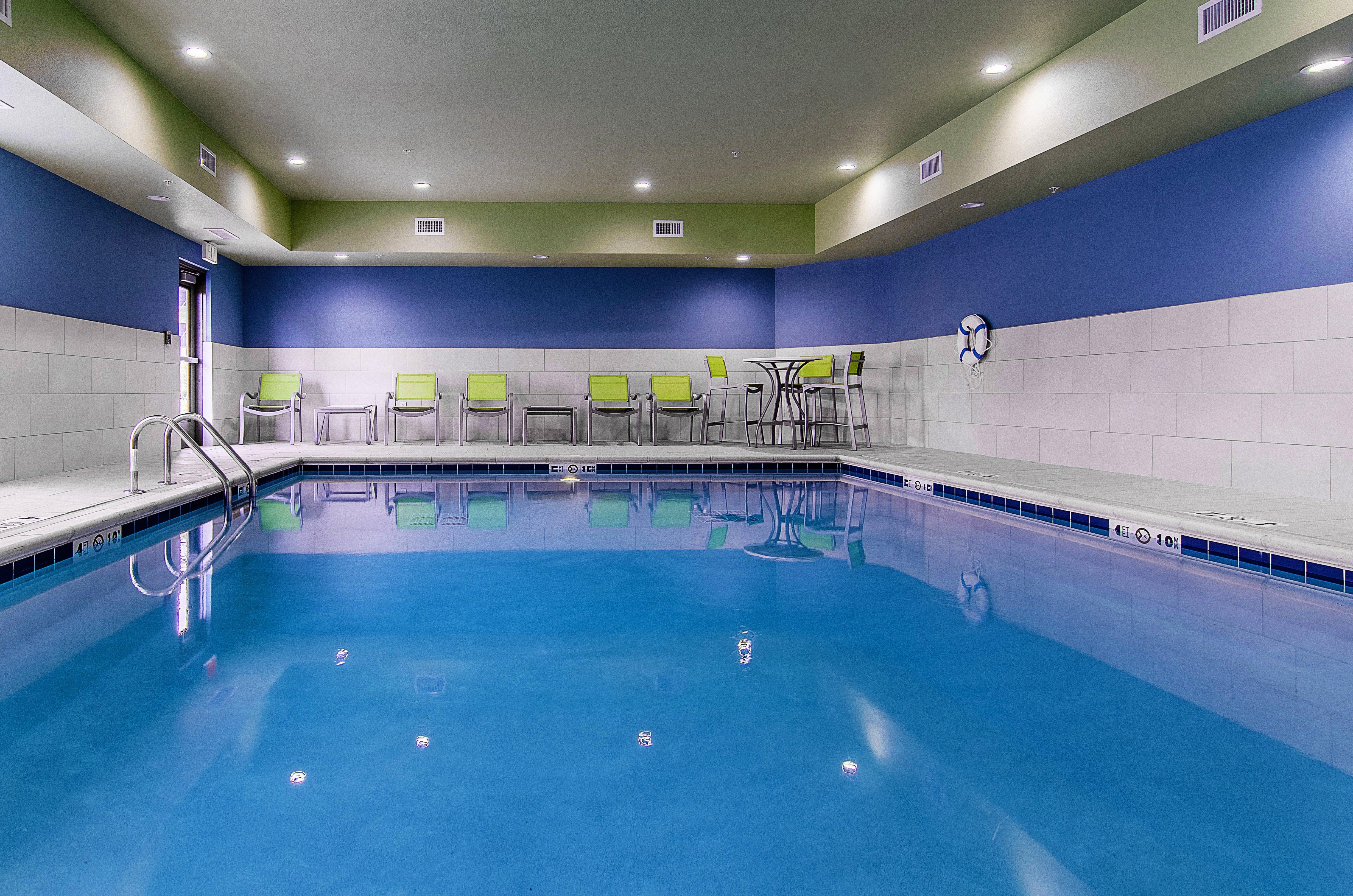 Holiday Inn Express & Suites - Atchison By Ihg Ngoại thất bức ảnh